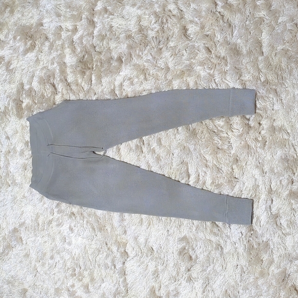 Nasty Gal Weekend Loading Knit Sweater and Joggers Gray Lounge Set 4 - Picture 10 of 14